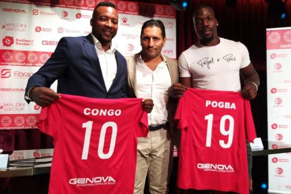 Congo y Pogba en su presentación en el Racing de Murcia, rival del Levante. FOTO: As